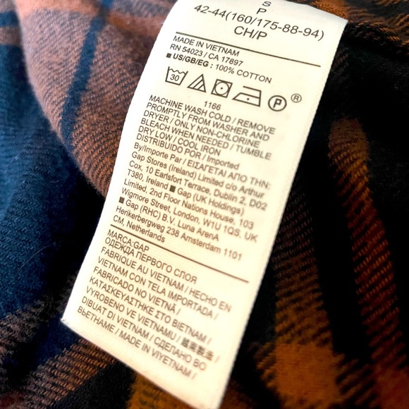 NWOT Gap Oversized Plaid Flannel Button Down - Picture 11 of 12